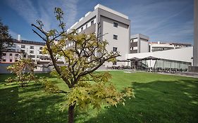 Essence Inn Marianos Hotel